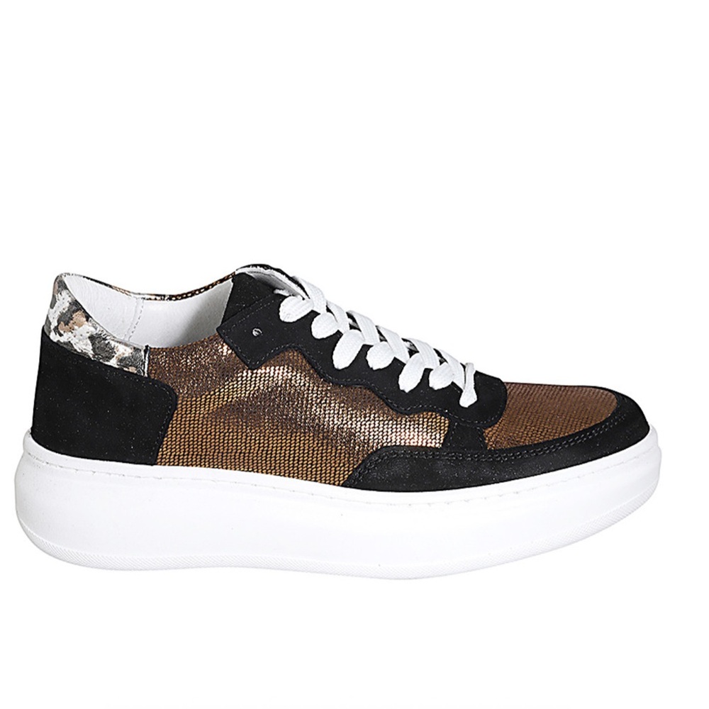 Brand new Italian made trainers. Leather and suede